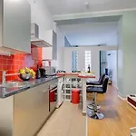Bluestay 108 - Superb Apartment In Paris